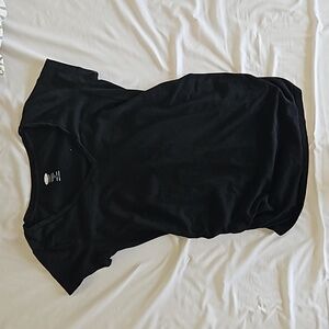 Black maternity v-neck top